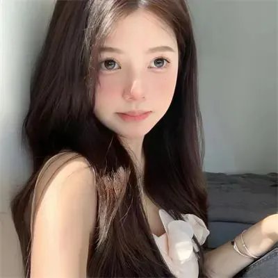 村主任和他的女友